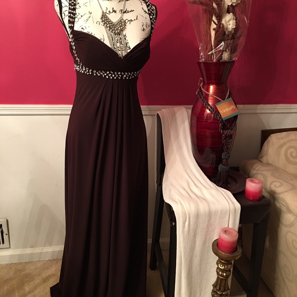 Beautiful PROM/PAGEANT EVENING GOWN